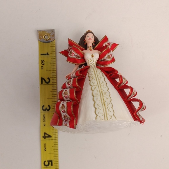 Hallmark Holiday Barbie 1997 Keepsake Ornament - Picture 12 of 12